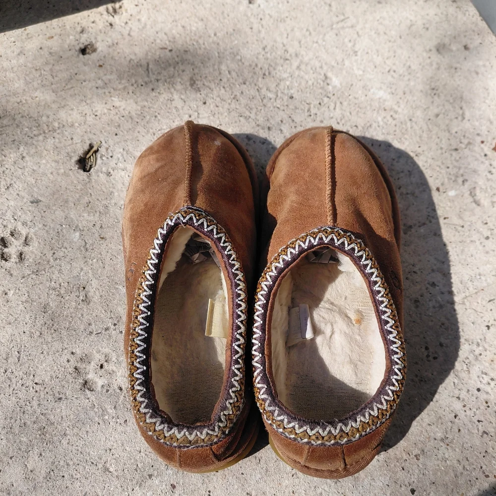 Ugg Tasman Slippers - Picture 2 of 5